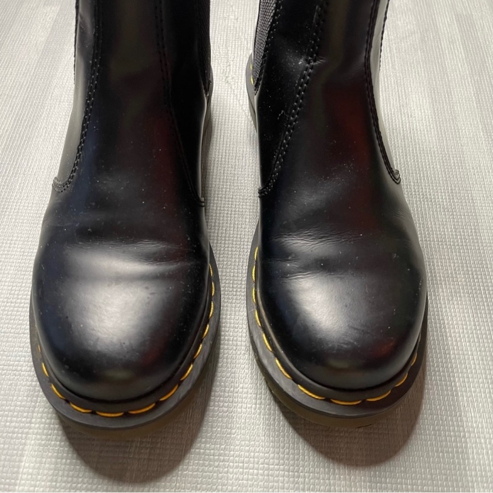 Dr Martens 2976 Chelsea boots size 8